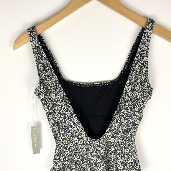 Everlane The Square Neck One Piece Swimsuit In Navy Floral Size XS New - Picture 8 of 13